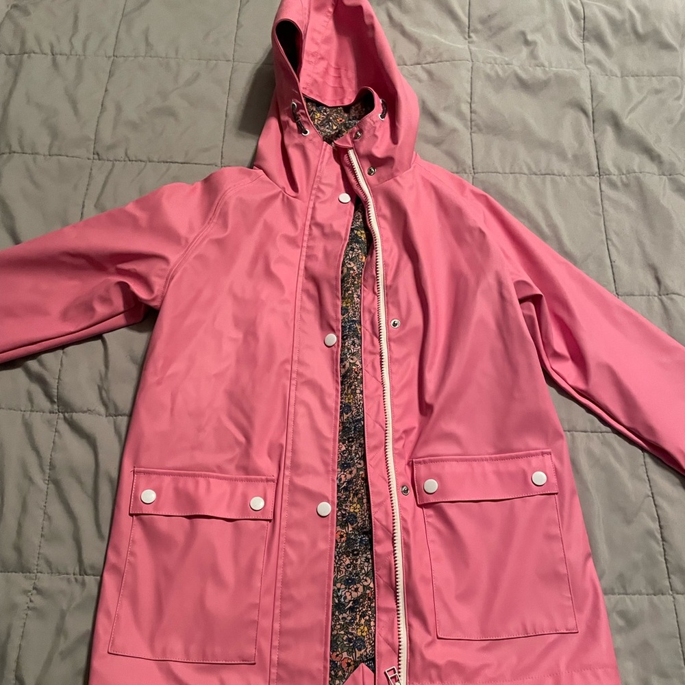 Girls pink rain jacket. Size 9/10. Great condition. Super cute.